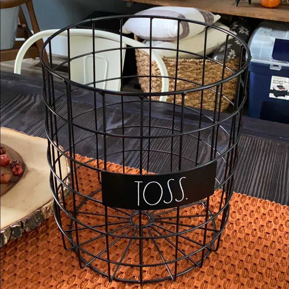 Rae Dunn “Toss” basket